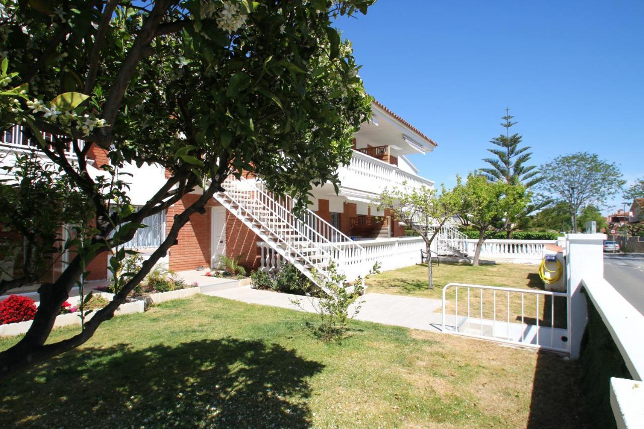 דירות קמברילס Casa Rosales 2 מראה חיצוני תמונה
