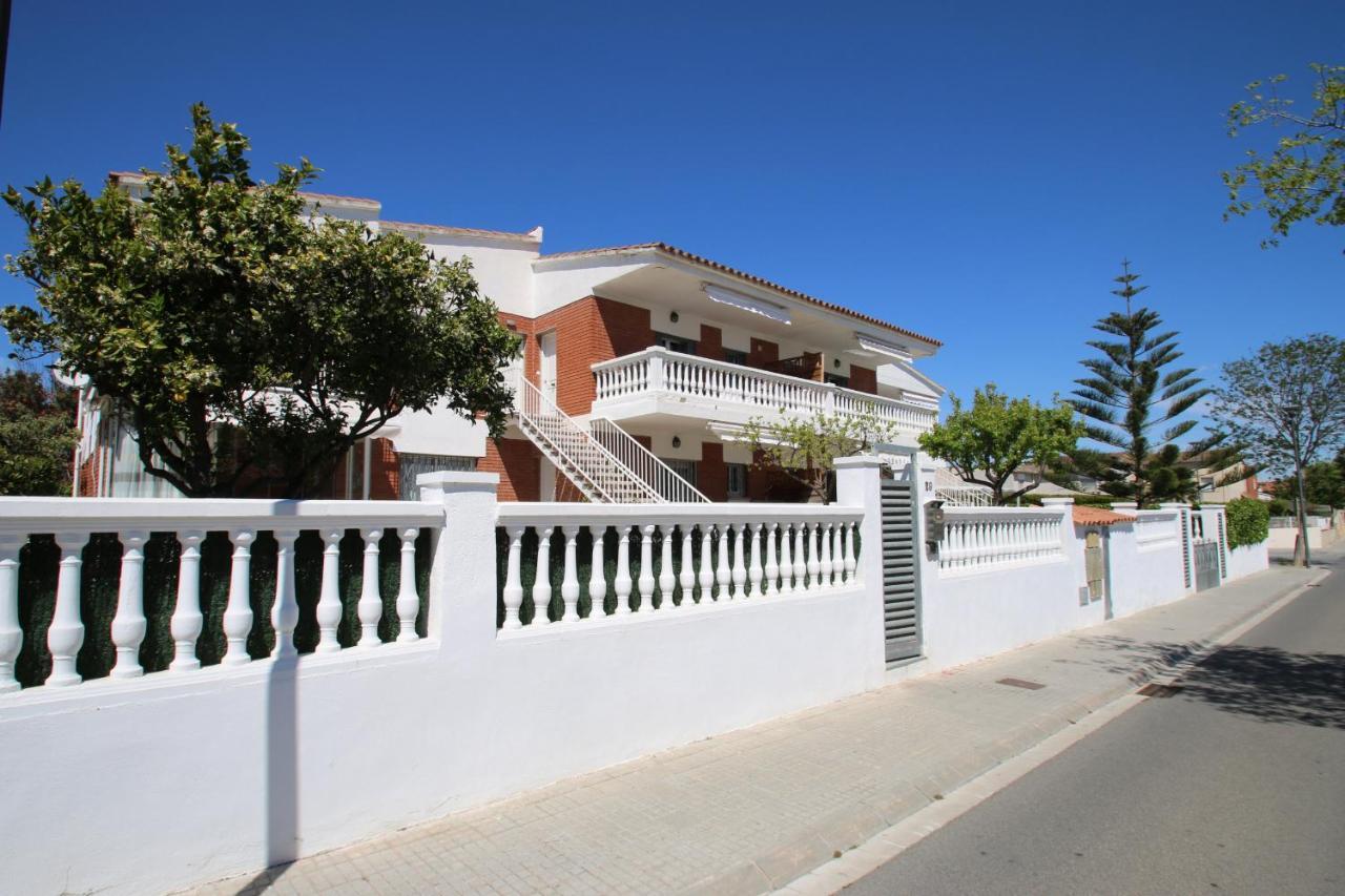 דירות קמברילס Casa Rosales 2 מראה חיצוני תמונה